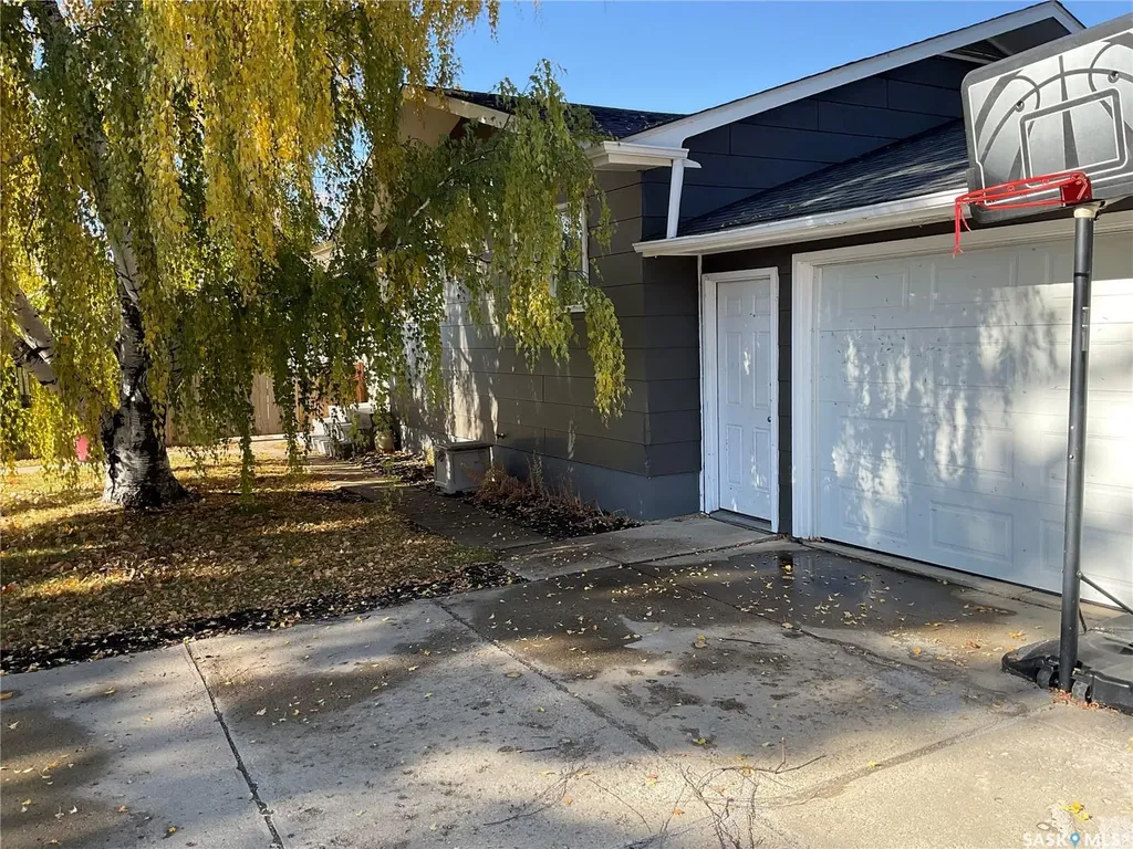 511 6th Avenue Cudworth SK S0K 1B0