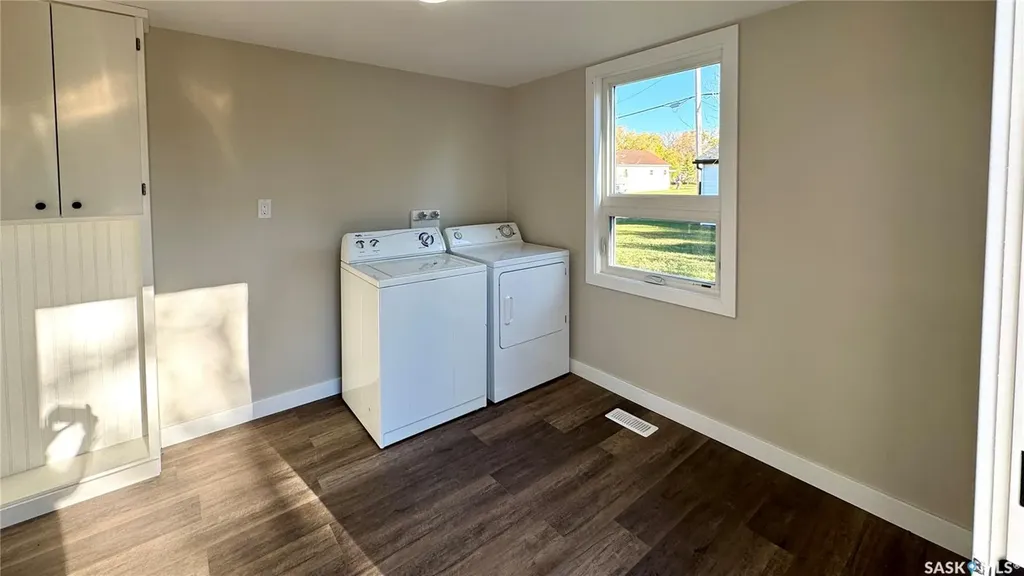 212 Garfield Street Davidson SK S0G 1A0