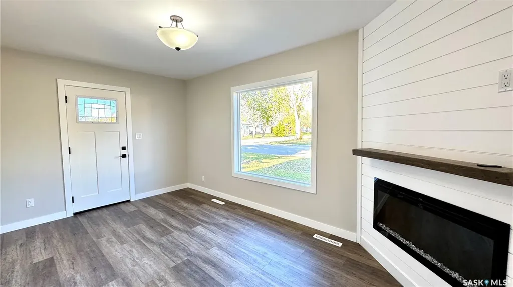 212 Garfield Street Davidson SK S0G 1A0