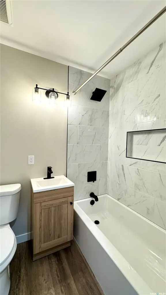 212 Garfield Street Davidson SK S0G 1A0