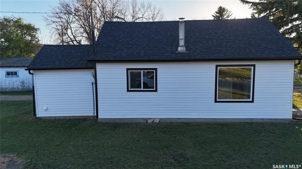 212 Garfield Street Davidson SK S0G 1A0