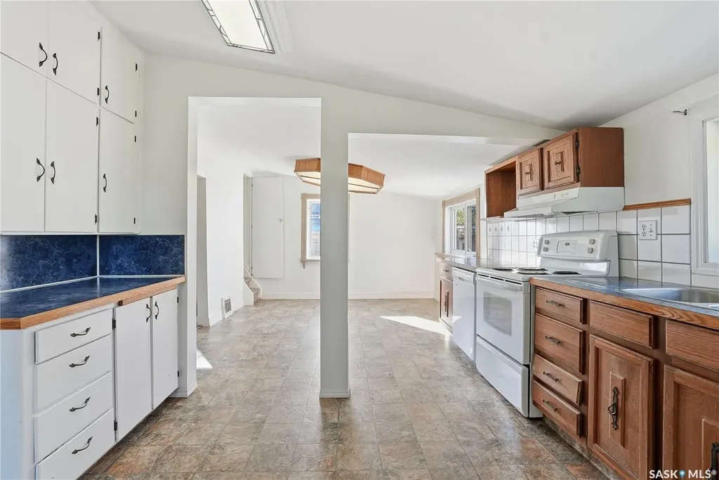 450 Charles Street Asquith SK S0K 0J0