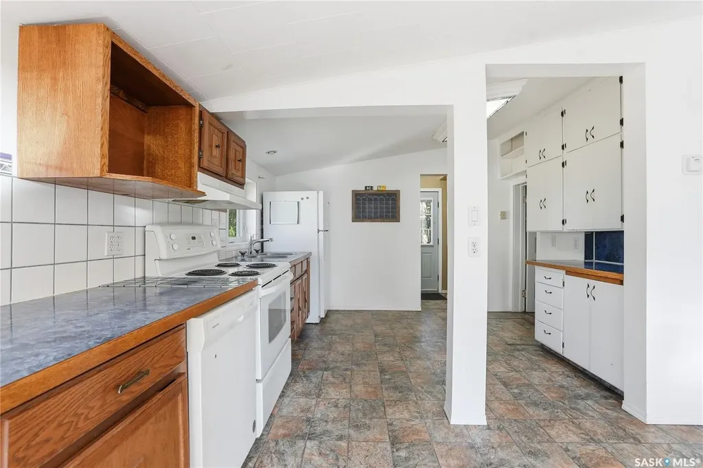 450 Charles Street Asquith SK S0K 0J0