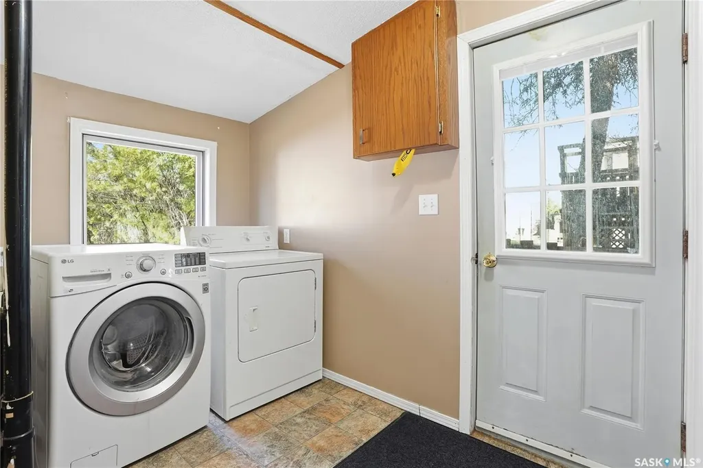 450 Charles Street Asquith SK S0K 0J0