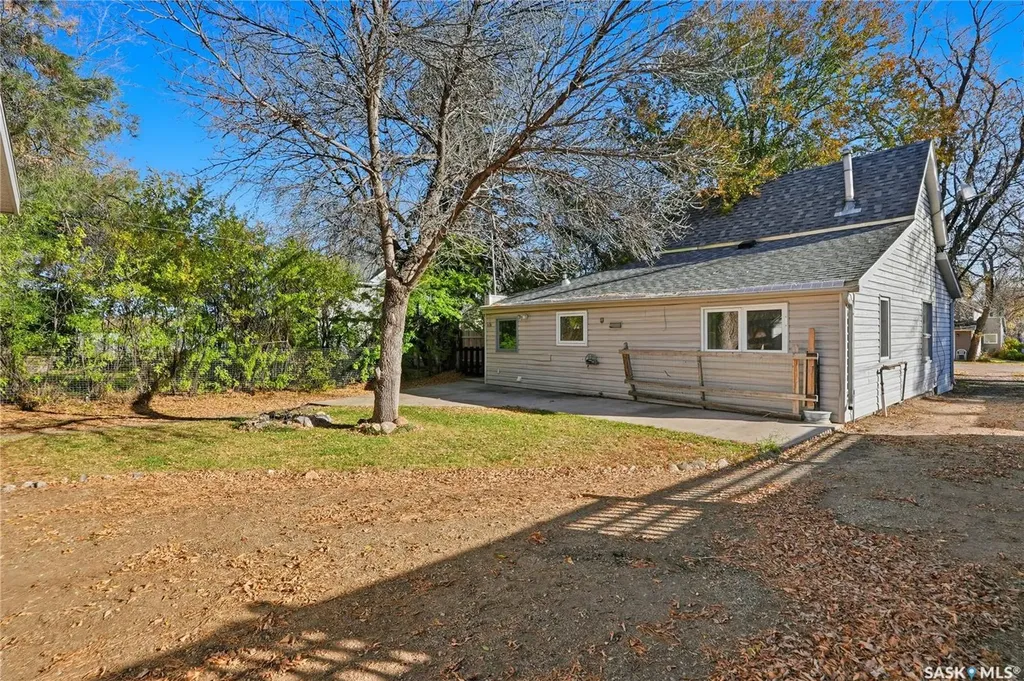 450 Charles Street Asquith SK S0K 0J0