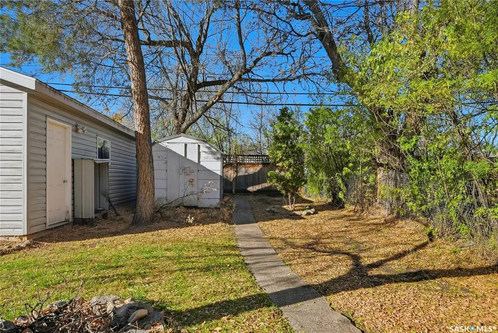 450 Charles Street Asquith SK S0K 0J0