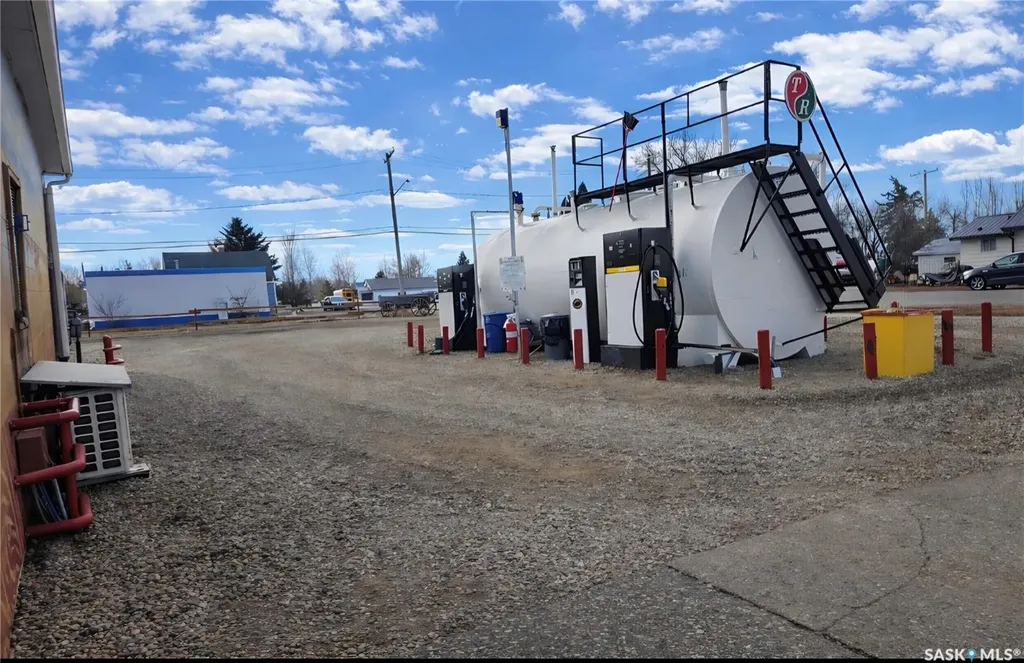 929 Railway Avenue Burstall SK S0N 0H0