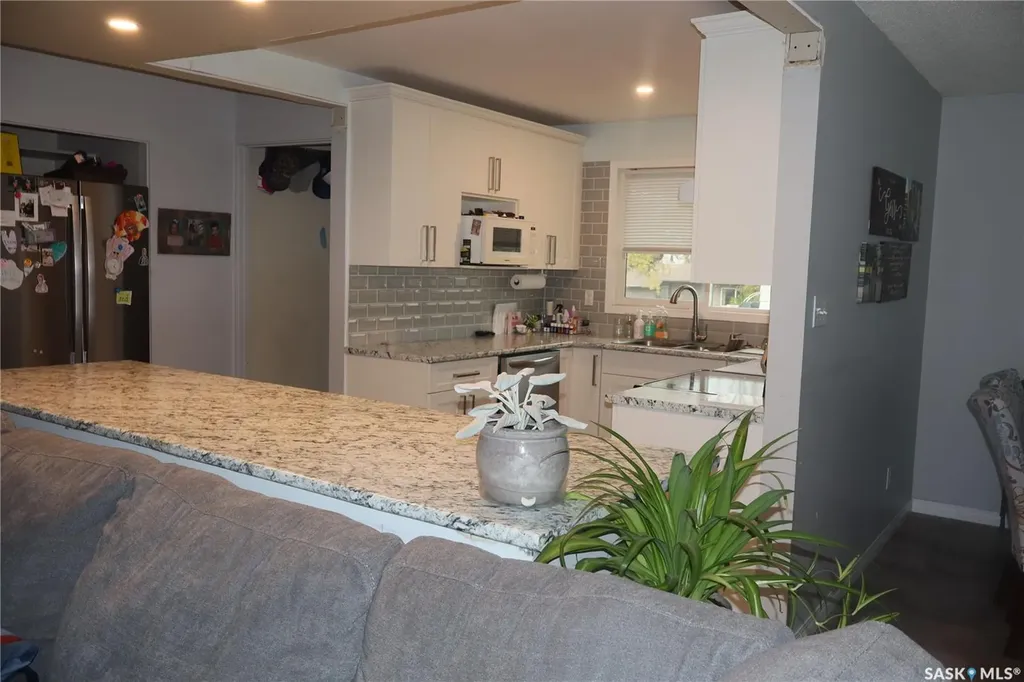 107 Empire Place Assiniboia SK S0H 0B0