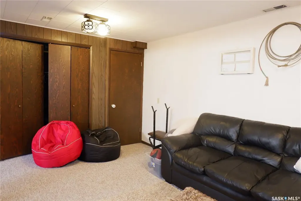 107 Empire Place Assiniboia SK S0H 0B0