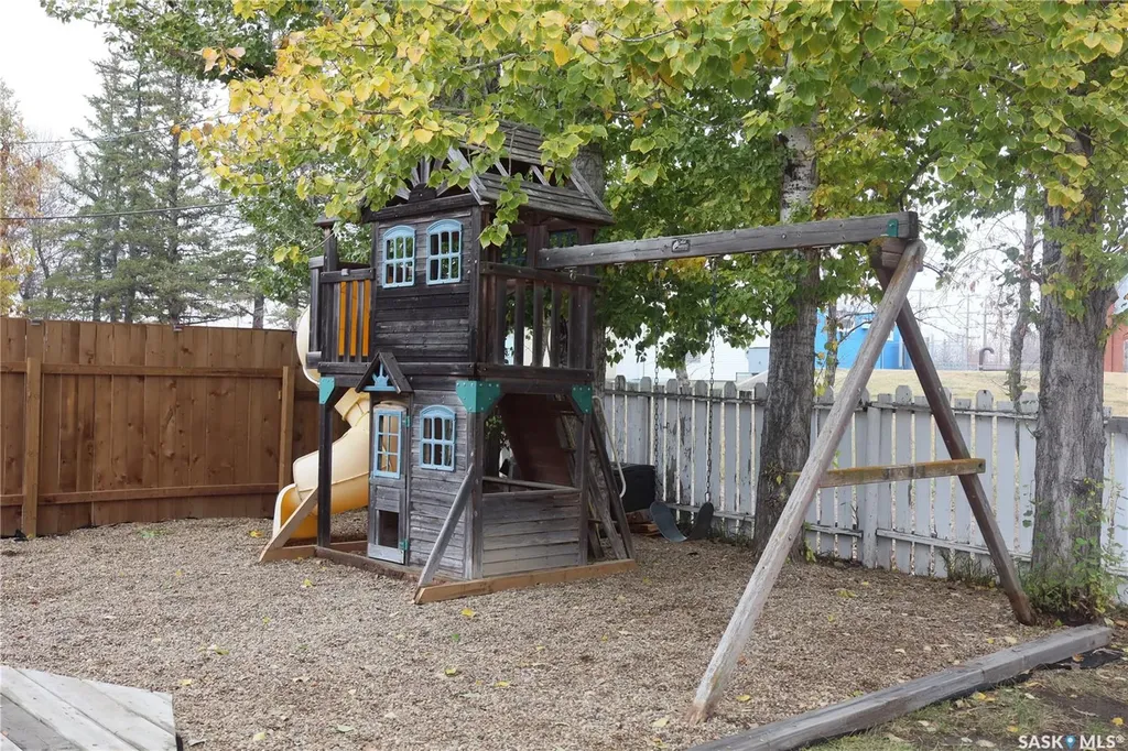 107 Empire Place Assiniboia SK S0H 0B0