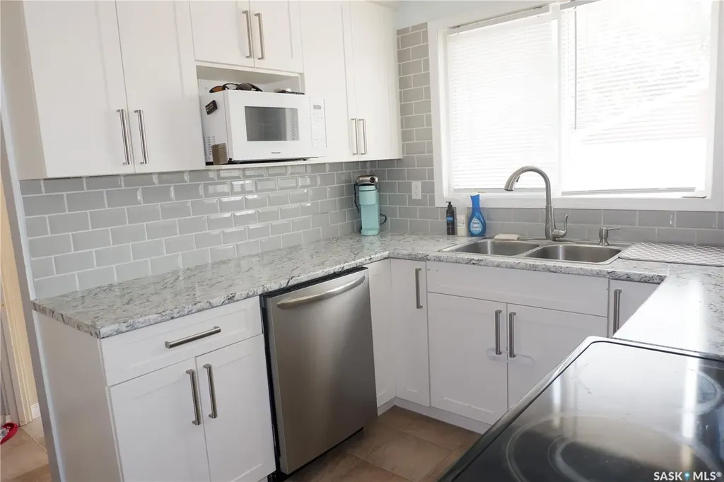 107 Empire Place Assiniboia SK S0H 0B0