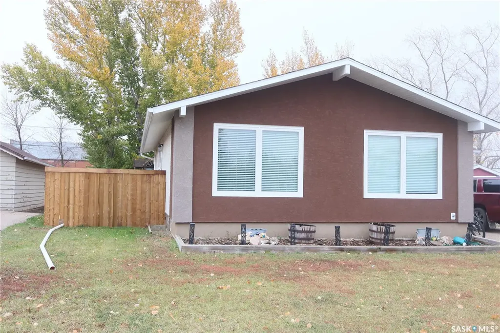 107 Empire Place Assiniboia SK S0H 0B0