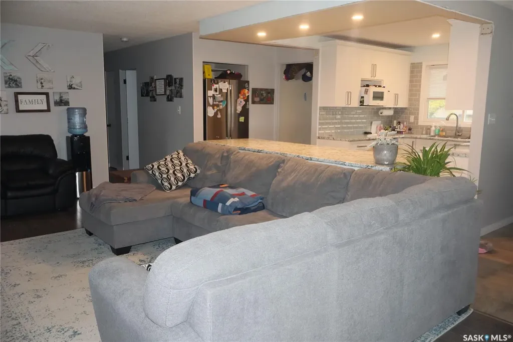 107 Empire Place Assiniboia SK S0H 0B0