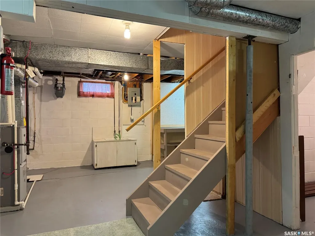 127 Broadway Street Foam Lake SK S0A 1A0