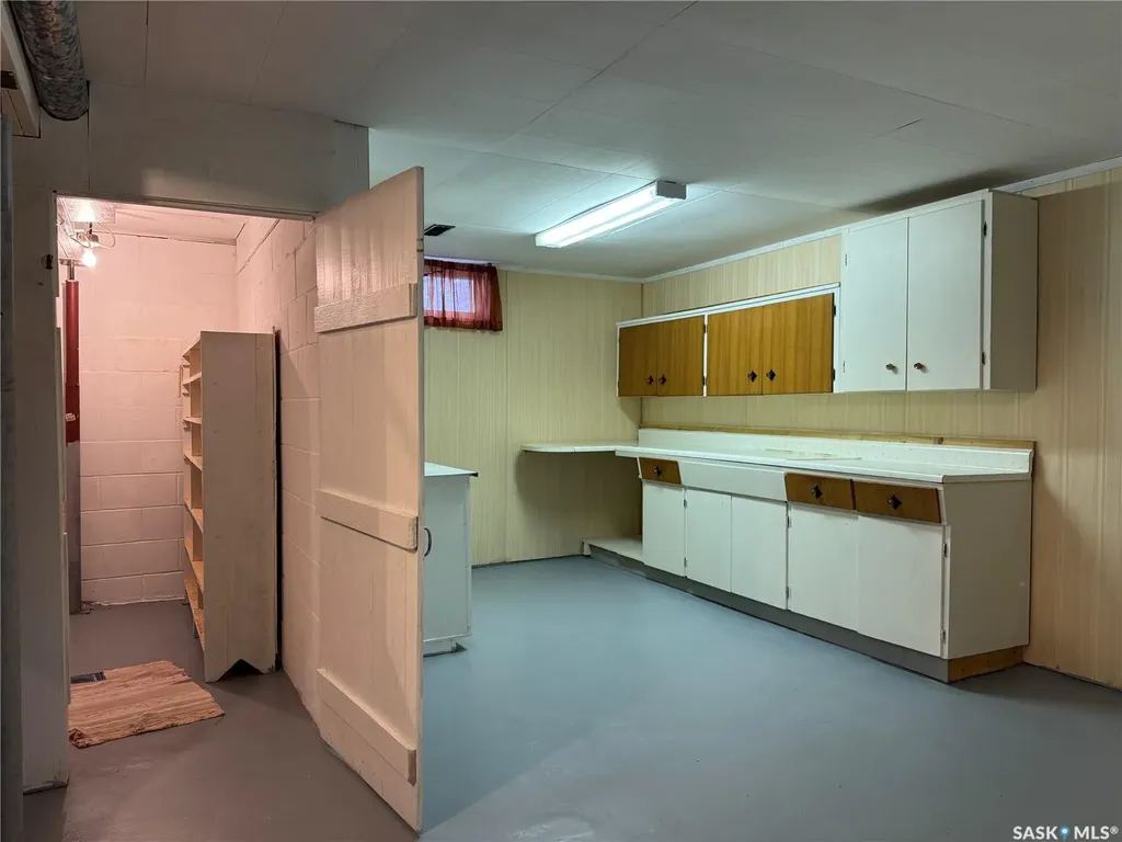 127 Broadway Street Foam Lake SK S0A 1A0