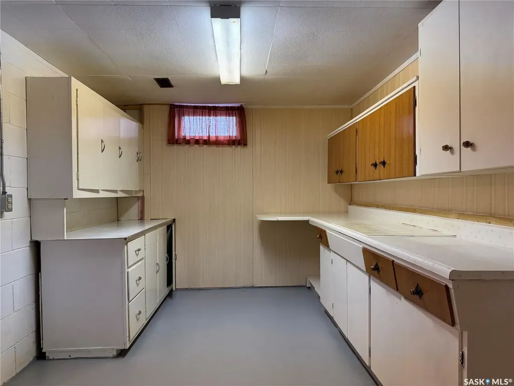 127 Broadway Street Foam Lake SK S0A 1A0