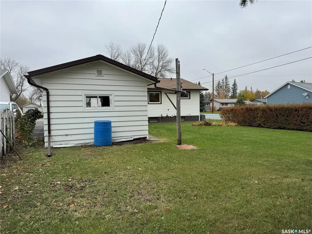 127 Broadway Street Foam Lake SK S0A 1A0