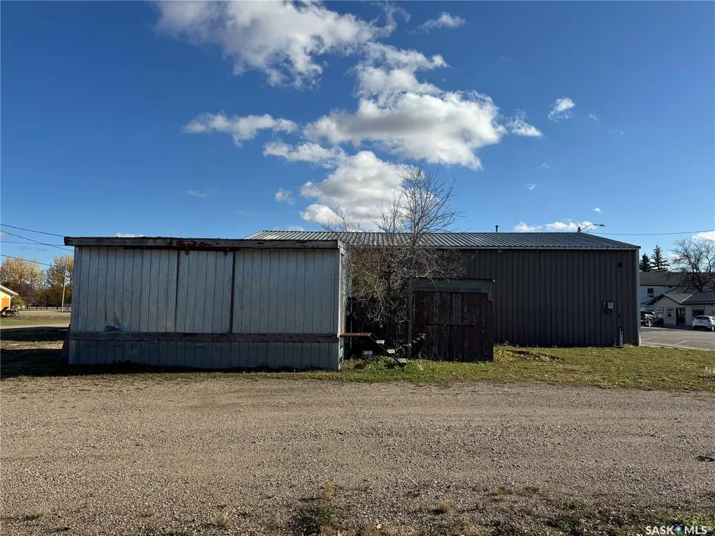 124-126 Aspen Street Leroy SK S0K 2P0