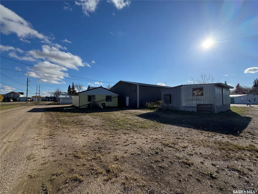 124-126 Aspen Street Leroy SK S0K 2P0
