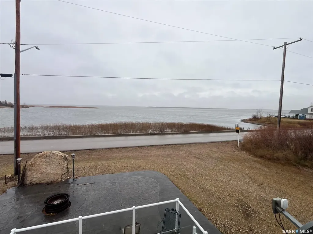 30 Lakeshore Drive Fishing Lake SK S0A 4J0