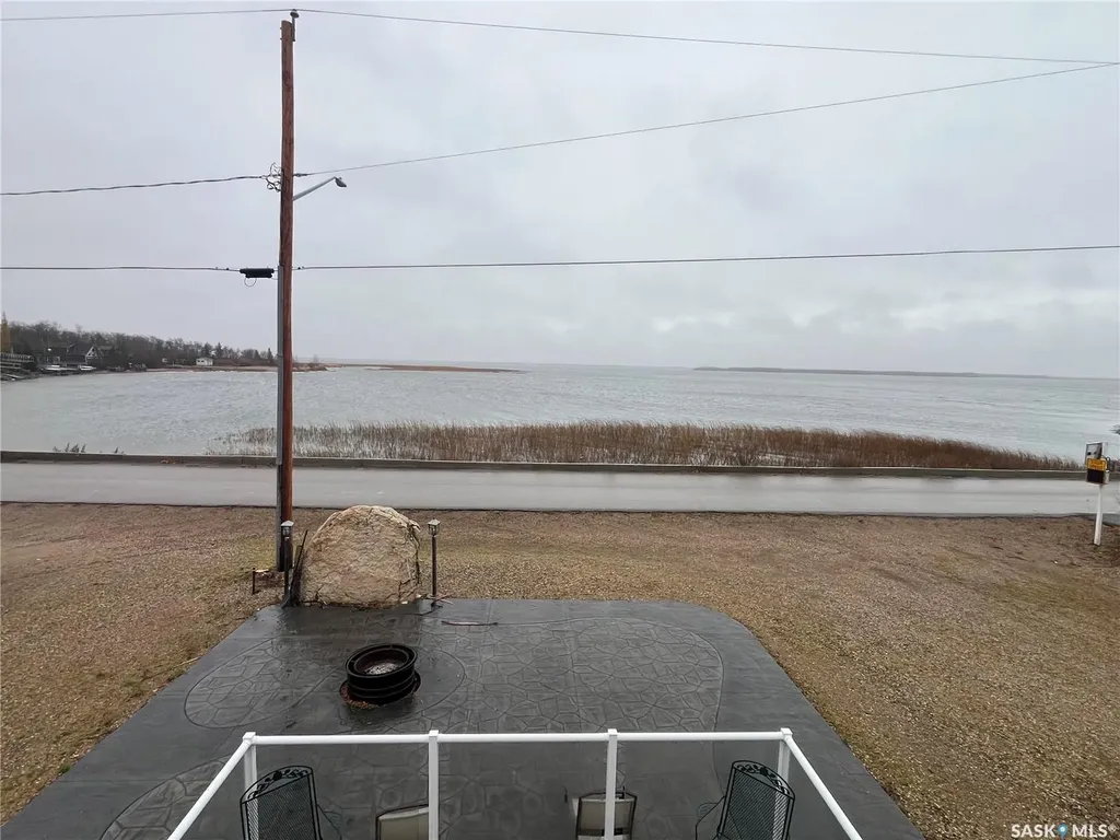 30 Lakeshore Drive Fishing Lake SK S0A 4J0