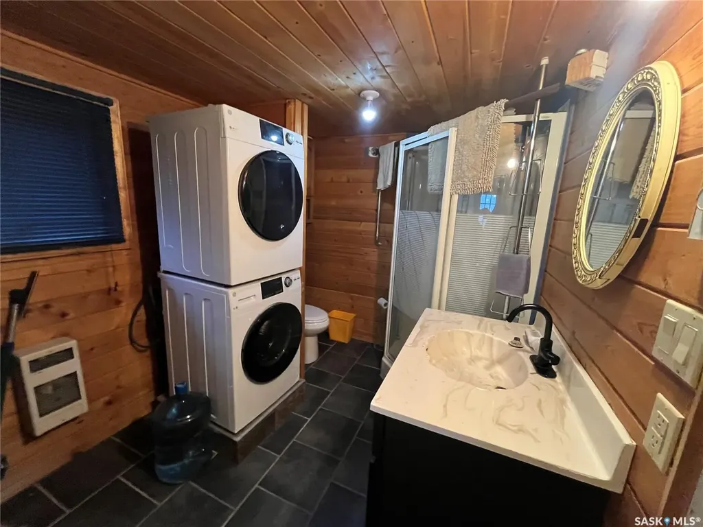 30 Lakeshore Drive Fishing Lake SK S0A 4J0