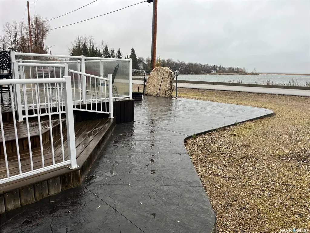 30 Lakeshore Drive Fishing Lake SK S0A 4J0