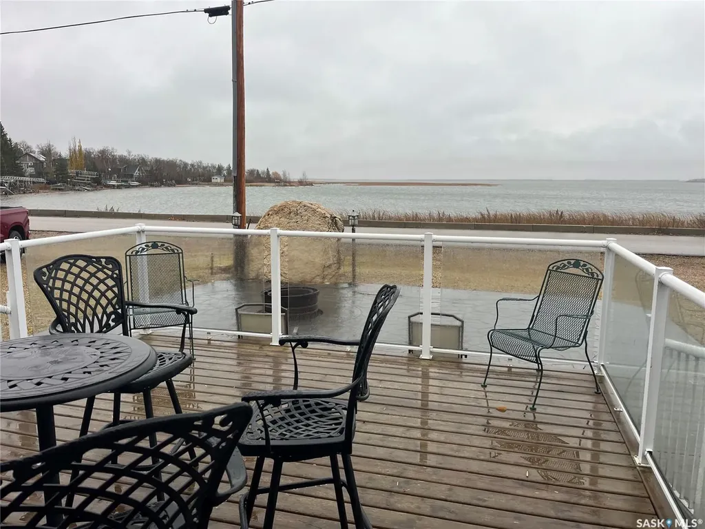 30 Lakeshore Drive Fishing Lake SK S0A 4J0
