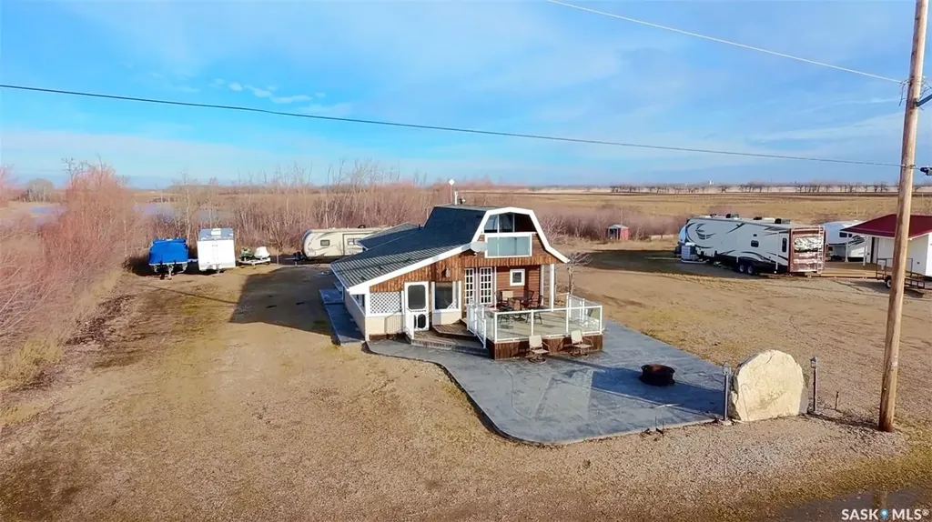 30 Lakeshore Drive Fishing Lake SK S0A 4J0