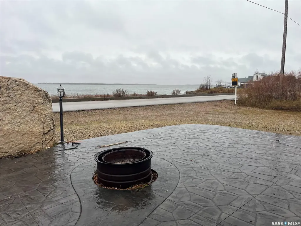 30 Lakeshore Drive Fishing Lake SK S0A 4J0
