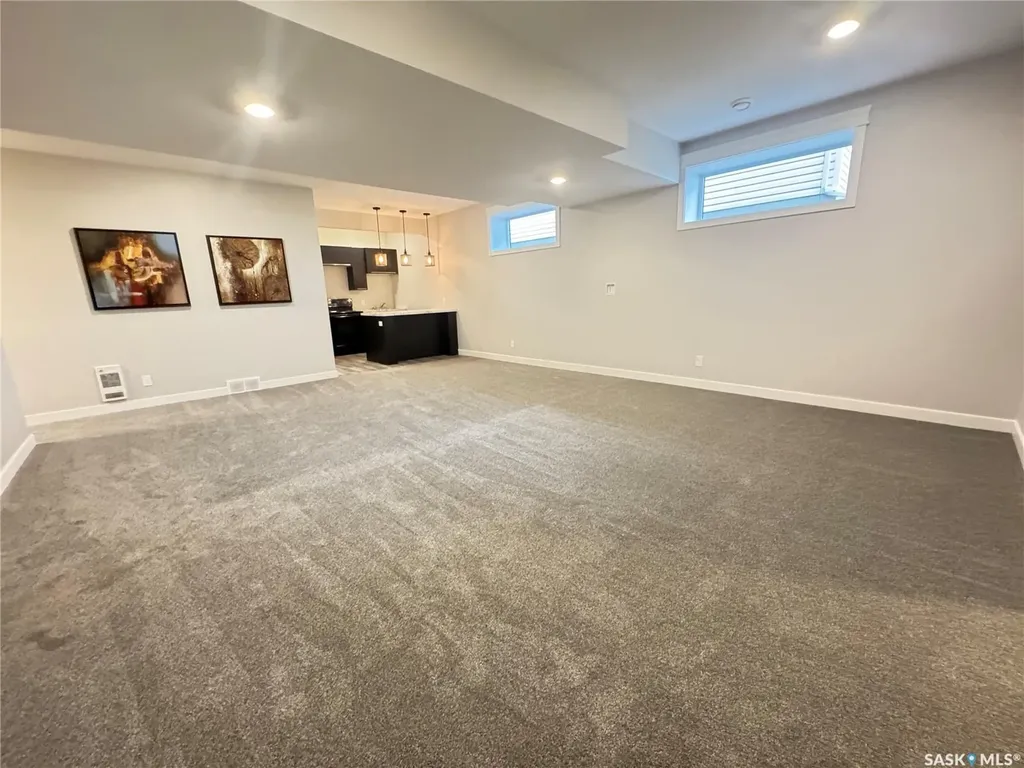 494 16th Avenue Humboldt SK S0K 2A0