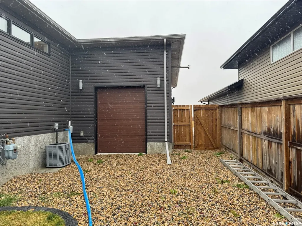 494 16th Avenue Humboldt SK S0K 2A0