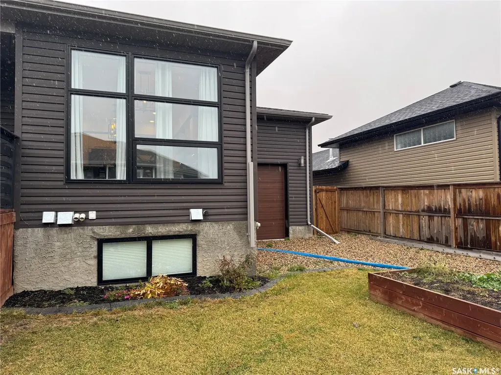 494 16th Avenue Humboldt SK S0K 2A0