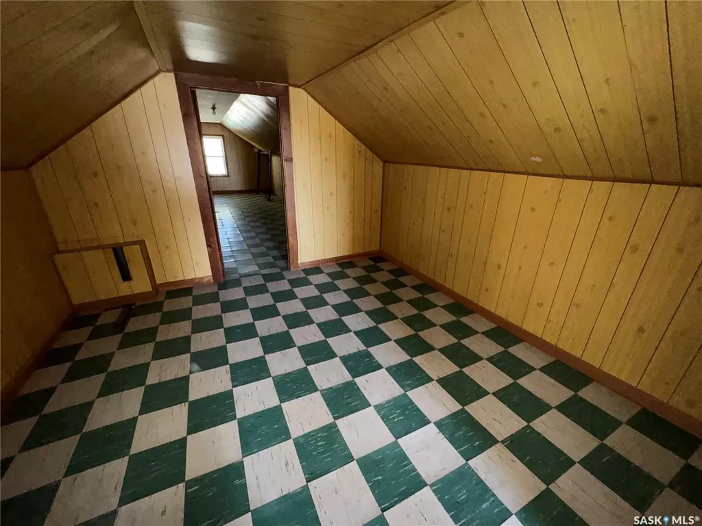 220 6th Avenue E Biggar SK S0K 0M0