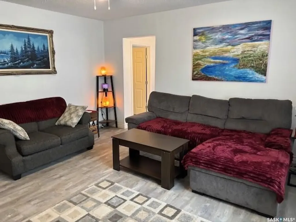 224 3rd Avenue W Canora SK S0A 0L0