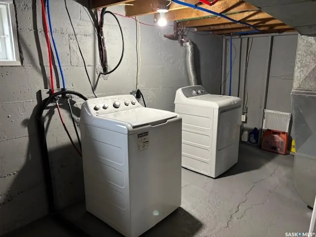 224 3rd Avenue W Canora SK S0A 0L0