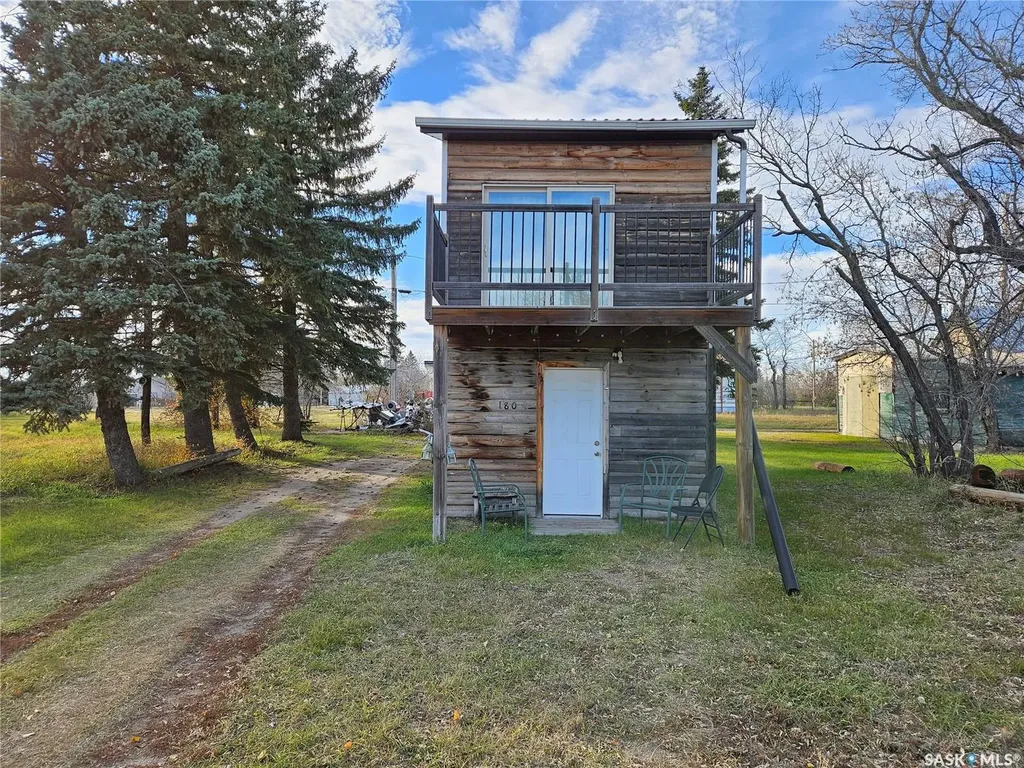 180 Main Street Kisbey SK S0C 1L0