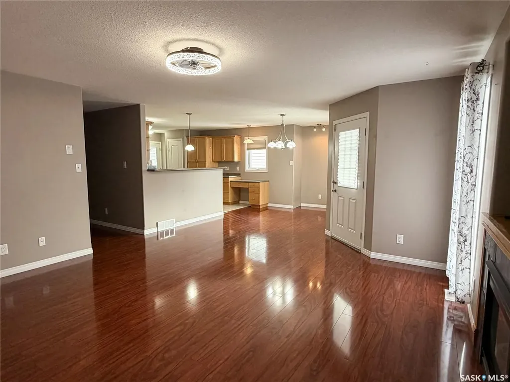 7 Fairway Court Meadow Lake SK S9X 1Z9