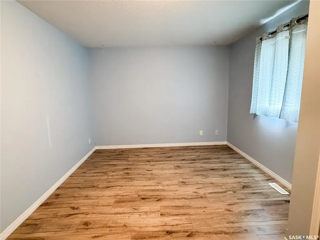 7 Fairway Court Meadow Lake SK S9X 1Z9