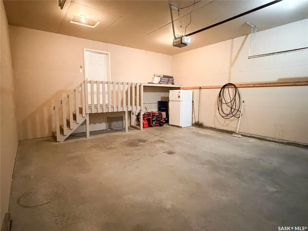 7 Fairway Court Meadow Lake SK S9X 1Z9