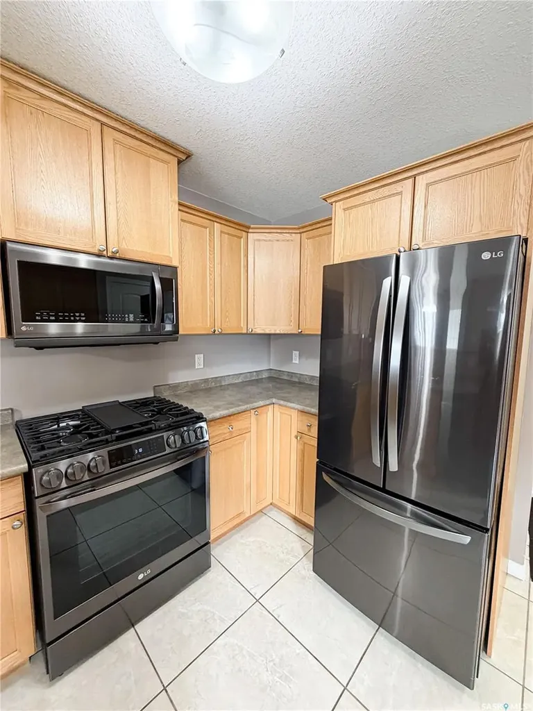 7 Fairway Court Meadow Lake SK S9X 1Z9
