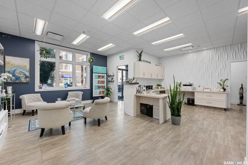 1723 Badham Boulevard Regina SK S4P 0L9