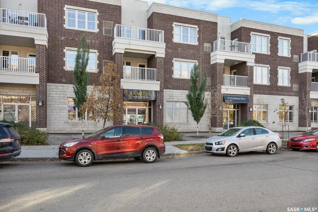 1723 Badham Boulevard Regina SK S4P 0L9