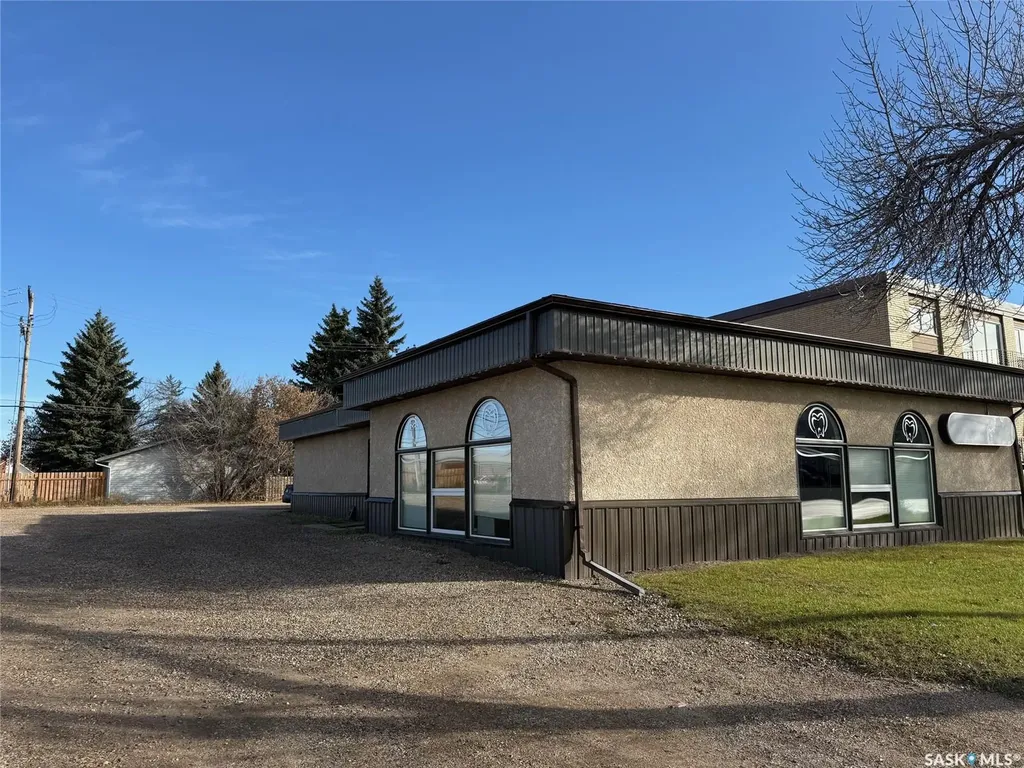 21 Dalebrooke Drive Yorkton SK S3N 2N4