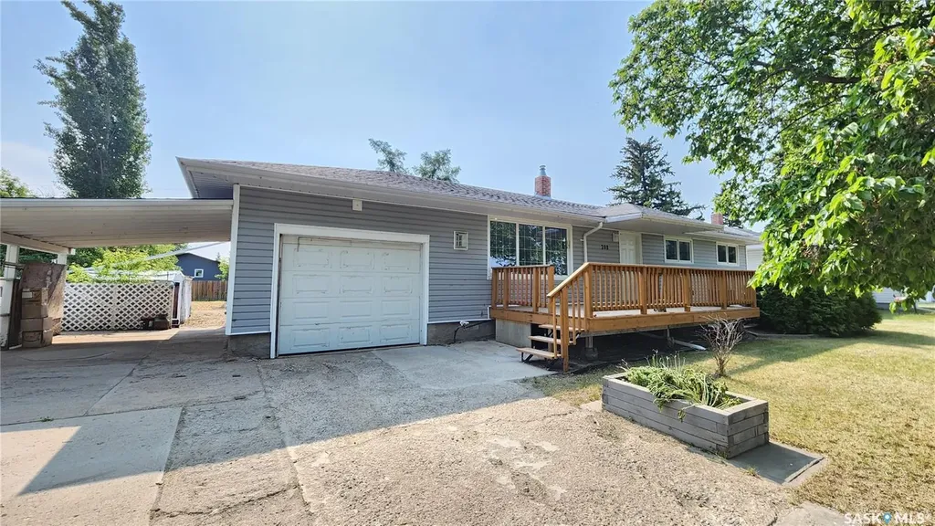 208 4th Street W Wilkie SK S0M 4W0