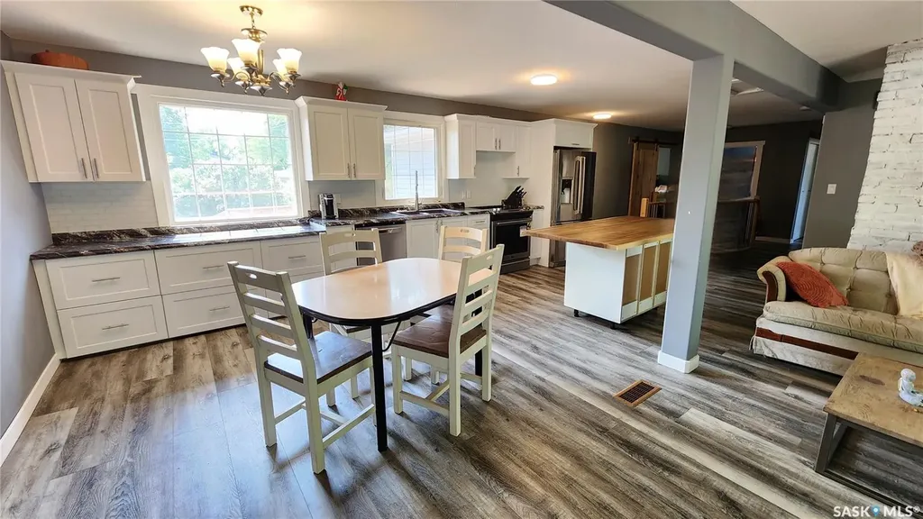 208 4th Street W Wilkie SK S0M 4W0