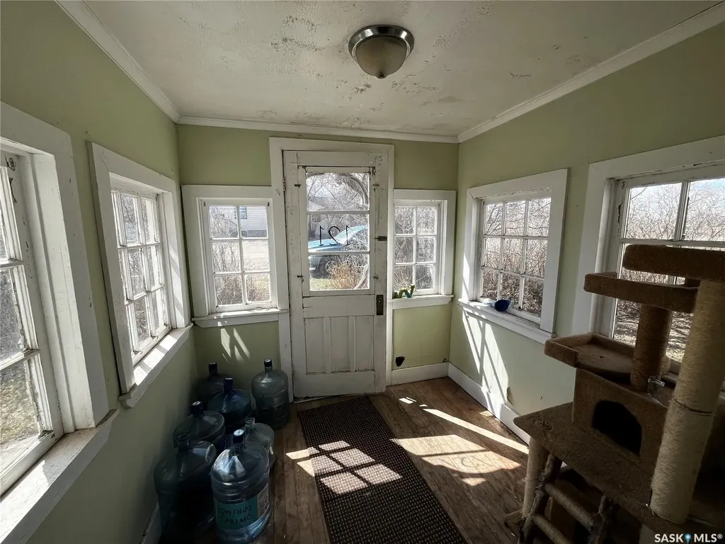 121 5th Street Bladworth SK S0G 0J0