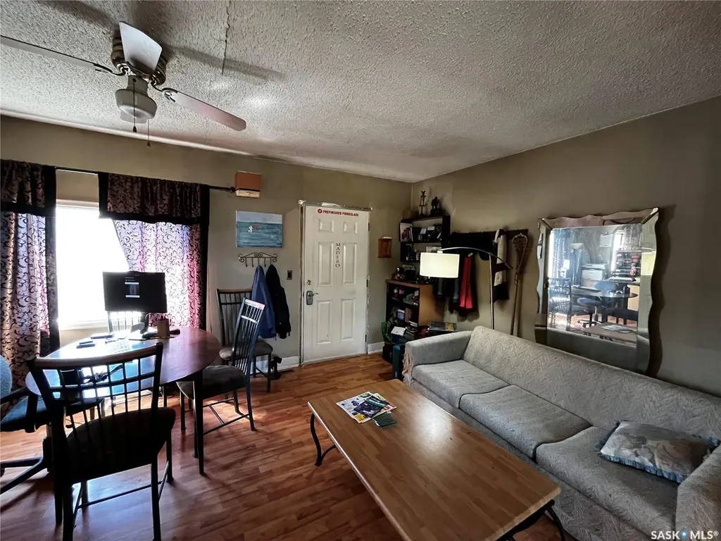 121 5th Street Bladworth SK S0G 0J0