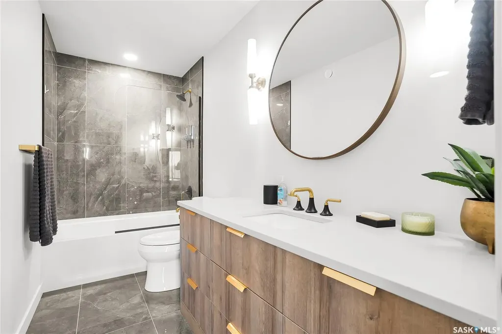 351 Edgemont Crescent Corman Park Rm No. 344 SK S7T 1A2