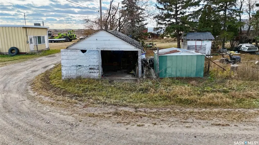 400 Central Avenue Kenaston SK S0G 2N0